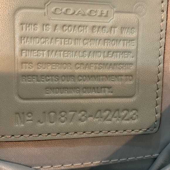 Coach Handbag - Picture 6 of 7